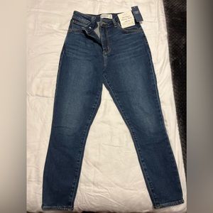 Abercrombie NWT Curve Love The Super Skinny Ankle High Rise jeans size 27 short